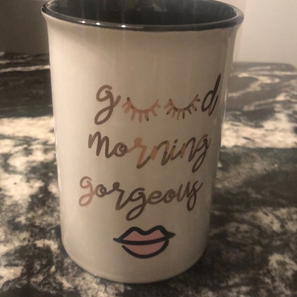 TRI-COASTAL DESIGN Makeup Brush Ceramic Holder - Picture 1 of 4